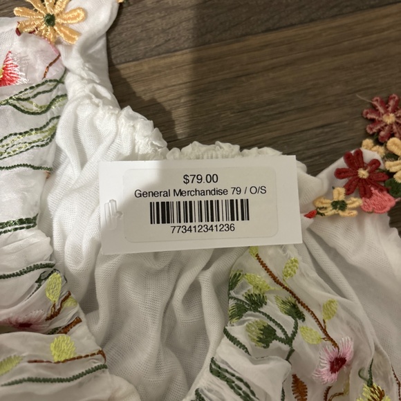 Jacqueline B Embroidered Tank - Picture 2 of 2